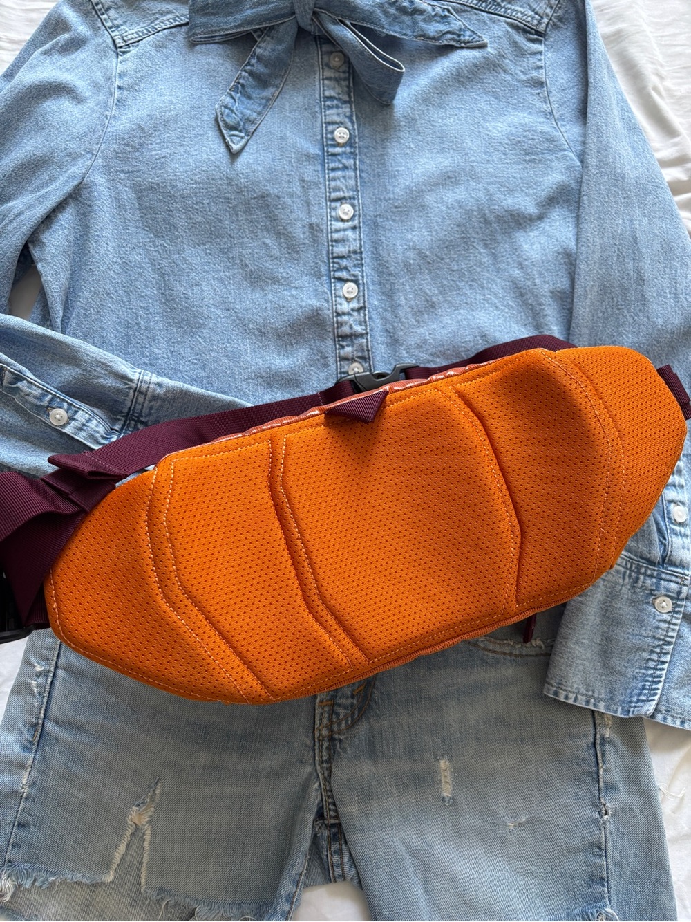 Patagonia Orange Belt Bag with Burgundy Accents 5L - Picture 2 of 8